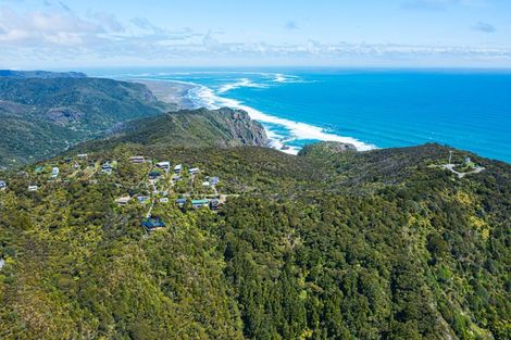 Photo of property in 23 Log Race Road, Piha, 0772