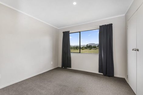 Photo of property in 50a Pohutukawa Drive, Owhata, Rotorua, 3010