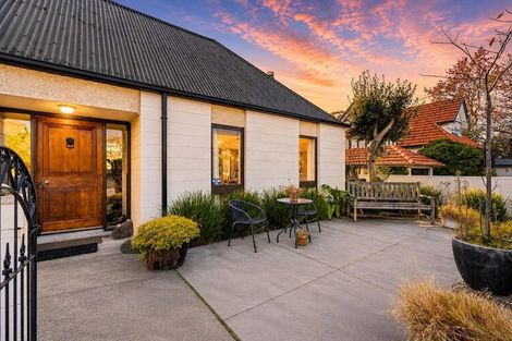Photo of property in 31 Innes Road, St Albans, Christchurch, 8052
