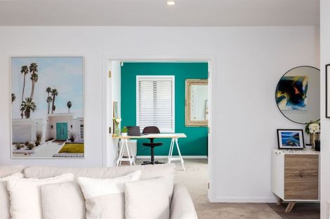 Photo of property in 87 Beachville Road, Redcliffs, Christchurch, 8081