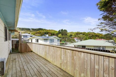 Photo of property in 19 Tobago Crescent, Grenada North, Wellington, 5028