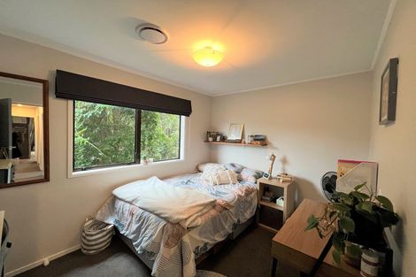 Photo of property in 16 Panzic Place, Glen Eden, Auckland, 0602
