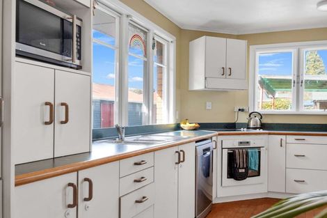 Photo of property in 21 Melrose Avenue, Owhata, Rotorua, 3010