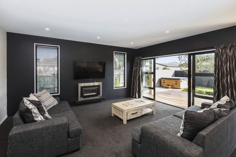 Photo of property in 131a Bower Avenue, New Brighton, Christchurch, 8083