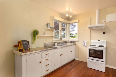 Photo of property in 132 Yaldhurst Road, Sockburn, Christchurch, 8042