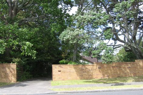Photo of property in 31 Aberdeen Road, Castor Bay, Auckland, 0620