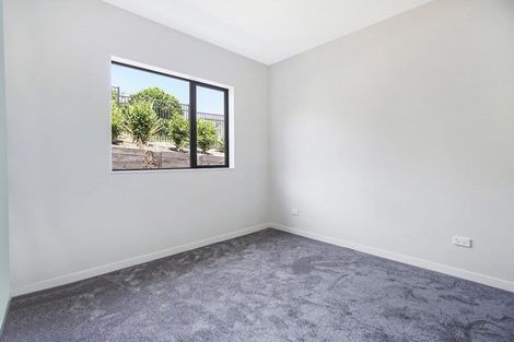 Photo of property in 75a Twin Parks Rise, Papakura, 2582