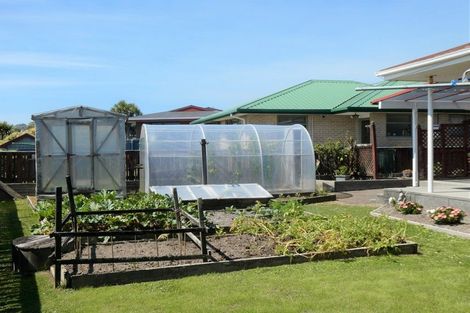 Photo of property in 22 Parfitt Place, Greymouth, 7805