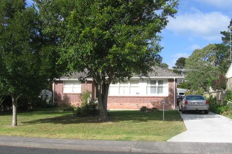 Photo of property in 26 Lynden Avenue, Hillcrest, Auckland, 0627