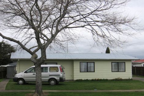 Photo of property in 13a Adkin Avenue, Levin, 5510