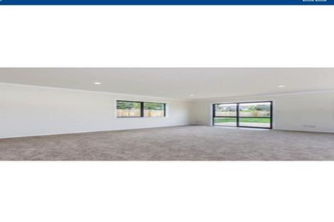 Photo of property in 35b Awaroa Road, Sunnyvale, Auckland, 0612