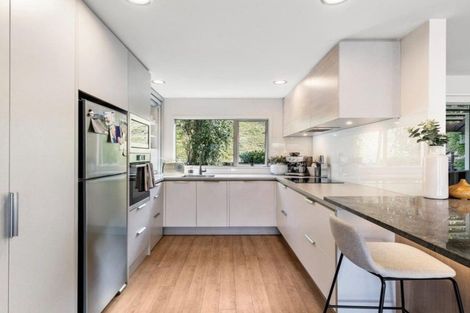 Photo of property in 1 Arawata Terrace, Fernhill, Queenstown, 9300