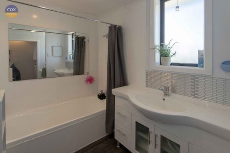 Photo of property in 52 Williams Street, Marewa, Napier, 4110