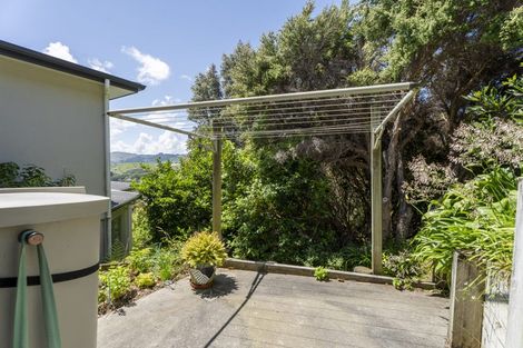 Photo of property in 27 Endeavour Drive, Whitby, Porirua, 5024
