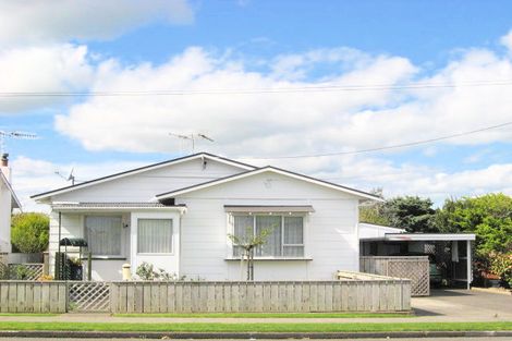 Photo of property in 30 Abbot Street, Gonville, Whanganui, 4501