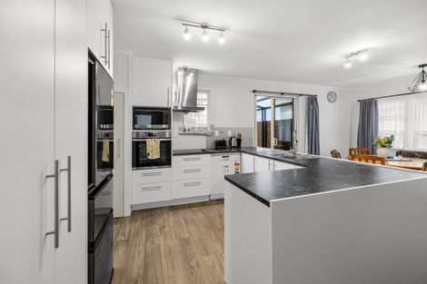 Photo of property in 11 Miro Street, Utuhina, Rotorua, 3015