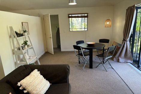 Photo of property in 15a Beresford Street, Bayswater, Auckland, 0622