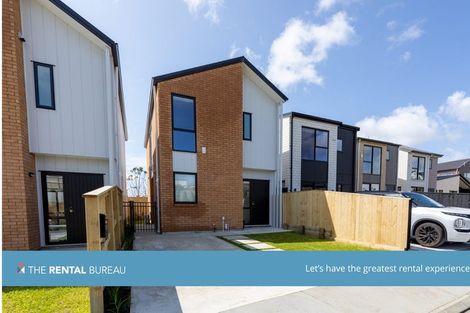 Photo of property in 14 Papai Lane, Massey, Auckland, 0614