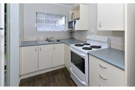 Photo of property in 10b Lane Road, Weymouth, Auckland, 2103