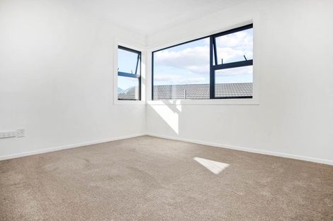 Photo of property in 5 Boys Place, Pakuranga Heights, Auckland, 2010