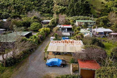 Photo of property in 192 Main Road South, Raumati South, Paraparaumu, 5032