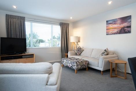 Photo of property in 4 The Rise, Mount Pleasant, Christchurch, 8081