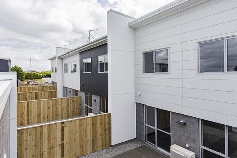 Photo of property in 12 William Dawson Crescent, Wigram, Christchurch, 8025