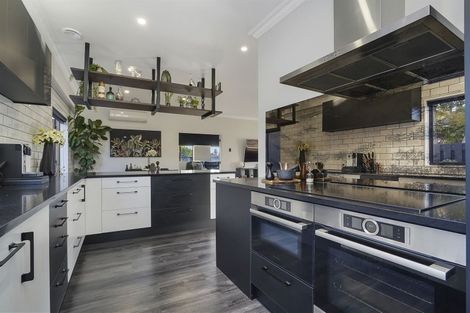 Photo of property in 66 Chedworth Avenue, Chedworth, Hamilton, 3210