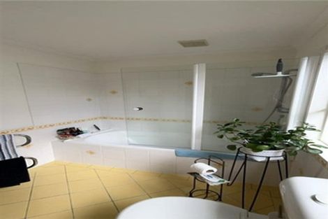 Photo of property in 45 Ridge Road, Howick, Auckland, 2014