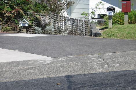 Photo of property in 17a Barker Rise, Northcross, Auckland, 0632