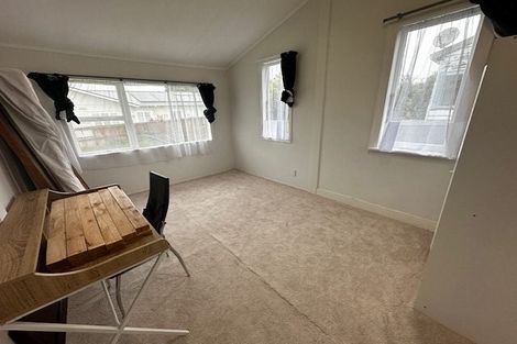 Photo of property in 374 Lake Road, Takapuna, Auckland, 0622