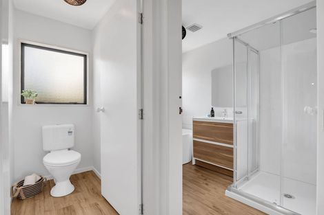 Photo of property in 8a Kaimai Place, Hairini, Tauranga, 3112