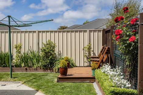 Photo of property in 28 Sequoia Way, Rangiora, 7400
