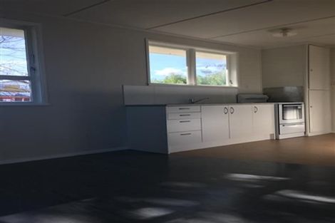 Photo of property in 40 Ashgrove Road, Mangere, Auckland, 2022