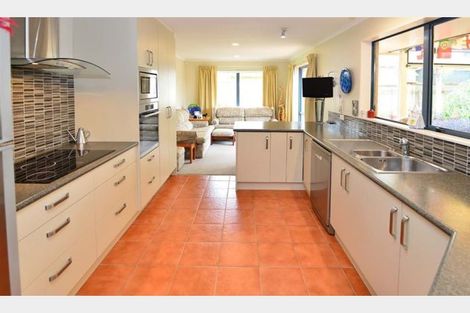 Photo of property in 50 Serene Place, Gulf Harbour, Whangaparaoa, 0930