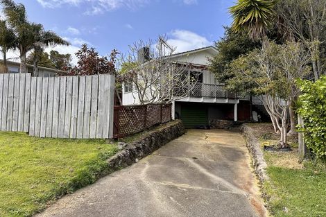 Photo of property in 32 Powrie Street, Glenfield, Auckland, 0629
