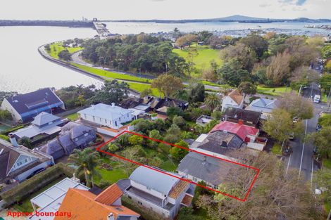 Photo of property in 45 Sarsfield Street, Herne Bay, Auckland, 1011