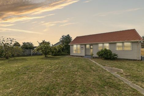 Photo of property in 7 Betty Place, Aranui, Christchurch, 8061
