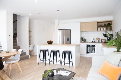 Photo of property in 6 Pepene Avenue, Takanini, 2112