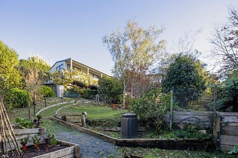 Photo of property in 66 Guadeloupe Crescent, Grenada Village, Wellington, 6037