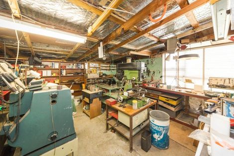 Photo of property in 660b Roberts Line, Kelvin Grove, Palmerston North, 4470