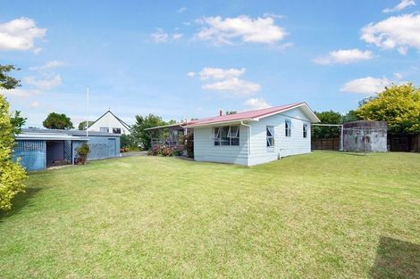 Photo of property in 2 Tapu Road, Huapai, Kumeu, 0810