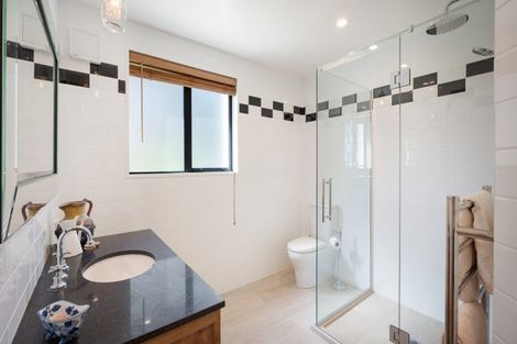 Photo of property in 39 Overdale Drive, Cashmere, Christchurch, 8022