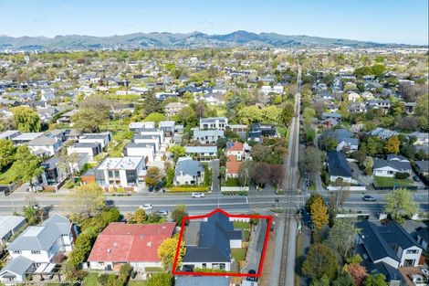 Photo of property in 121a Glandovey Road, Strowan, Christchurch, 8052