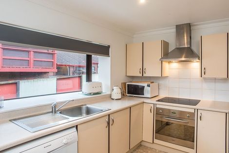 Photo of property in 21 Huia Street, Waikanae, 5036