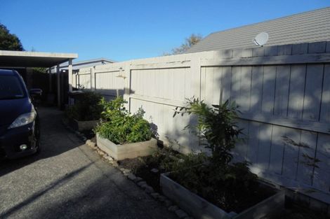 Photo of property in 24 Delaware Grove, Totara Park, Upper Hutt, 5018