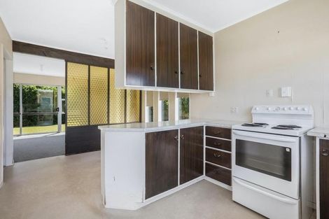 Photo of property in 15a Mckeefry Grove, Tawa, Wellington, 5028