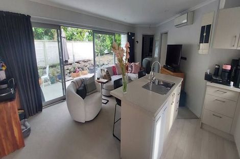 Photo of property in 2/925 Whangaparaoa Road, Manly, Whangaparaoa, 0930