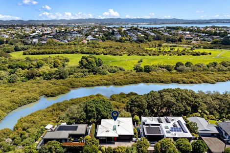 Photo of property in 48a Sunny Brae Crescent, Westmere, Auckland, 1022