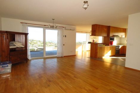 Photo of property in 10 Freyja Crescent, Coopers Beach, 0420